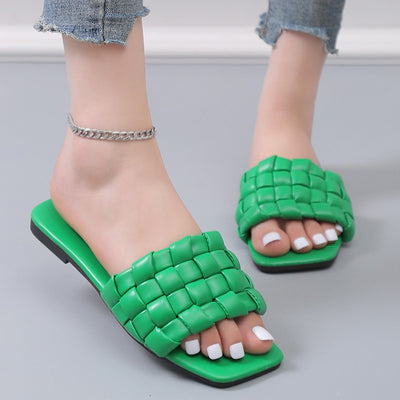 2023 New Green Weaving Soft Outdoor Slippers for Women Square Toe Flat Sandals Woman Plus Size 43 Summer Beach Flip Flops Women KENNRICK