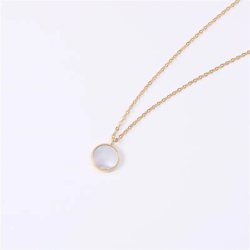 18K Gold Plated Round Shell Pendant Necklace