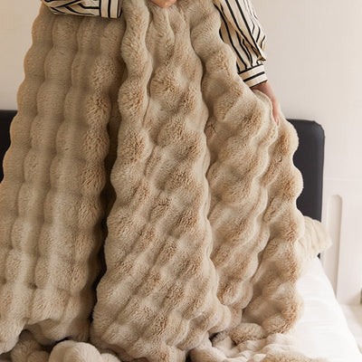 Tuscan Imitation Fur Luxury Warmth Super Comfortable Blankets KENNRICK